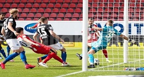 ارمينيا يودع كأس ألمانيا من الدور الأول وهامبورج يتعرض لهزيمة مذلة